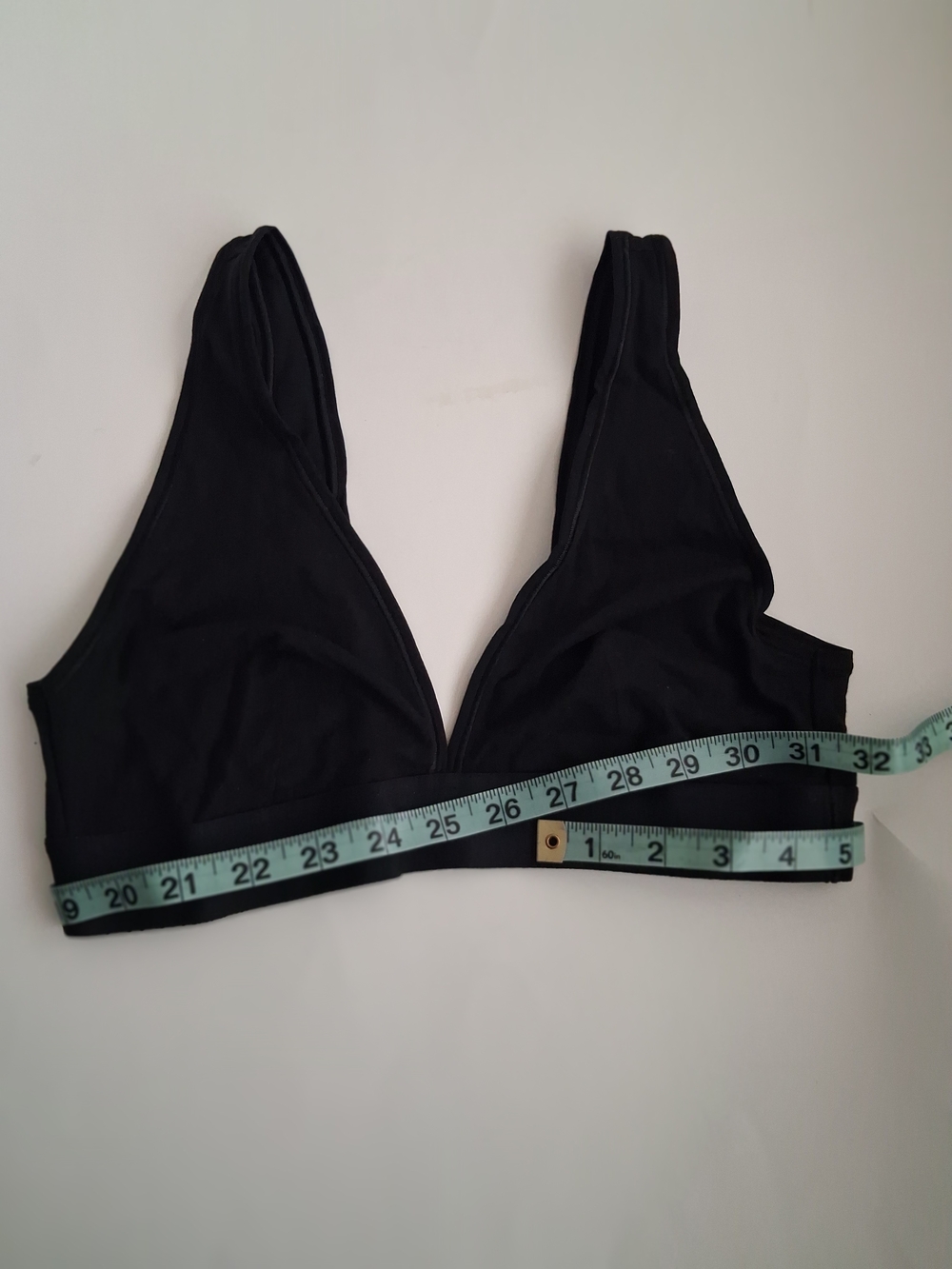 TNA Black Wireless Deep V Bralette - Picture 11 of 13